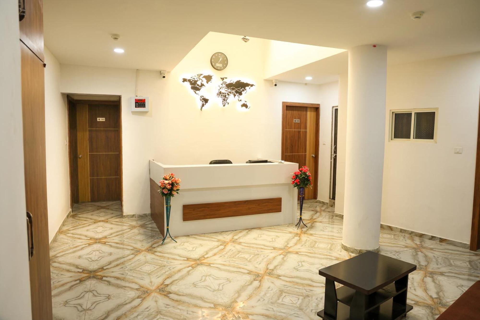 Hotel Aaram Kalupur อาเมดาบัด ภายนอก รูปภาพ