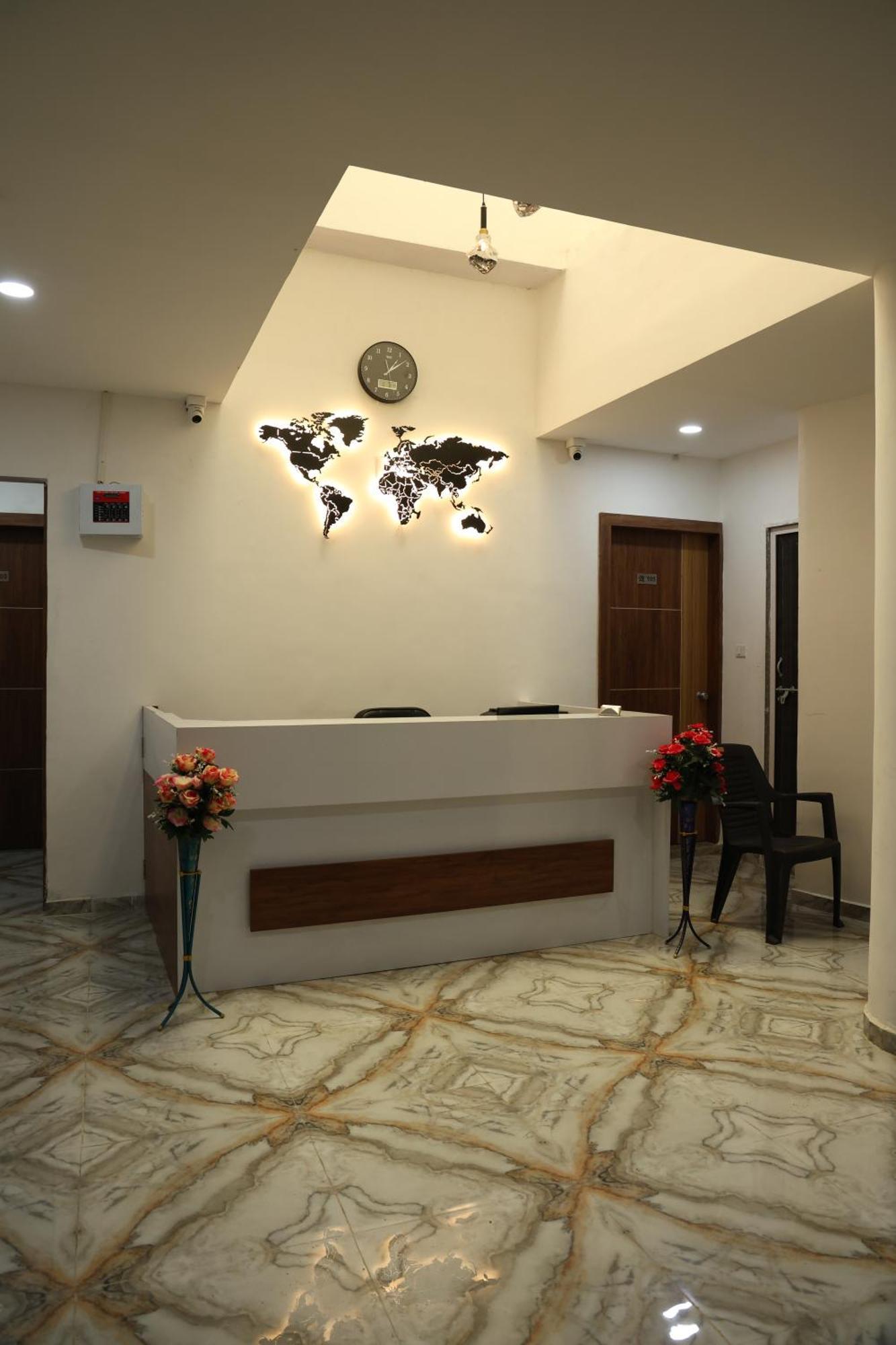 Hotel Aaram Kalupur อาเมดาบัด ภายนอก รูปภาพ