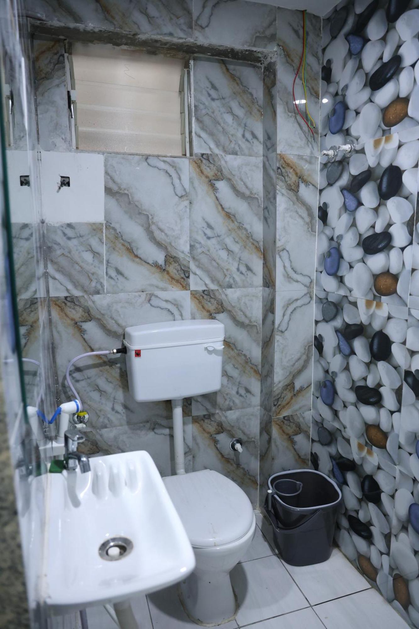 Hotel Aaram Kalupur อาเมดาบัด ภายนอก รูปภาพ